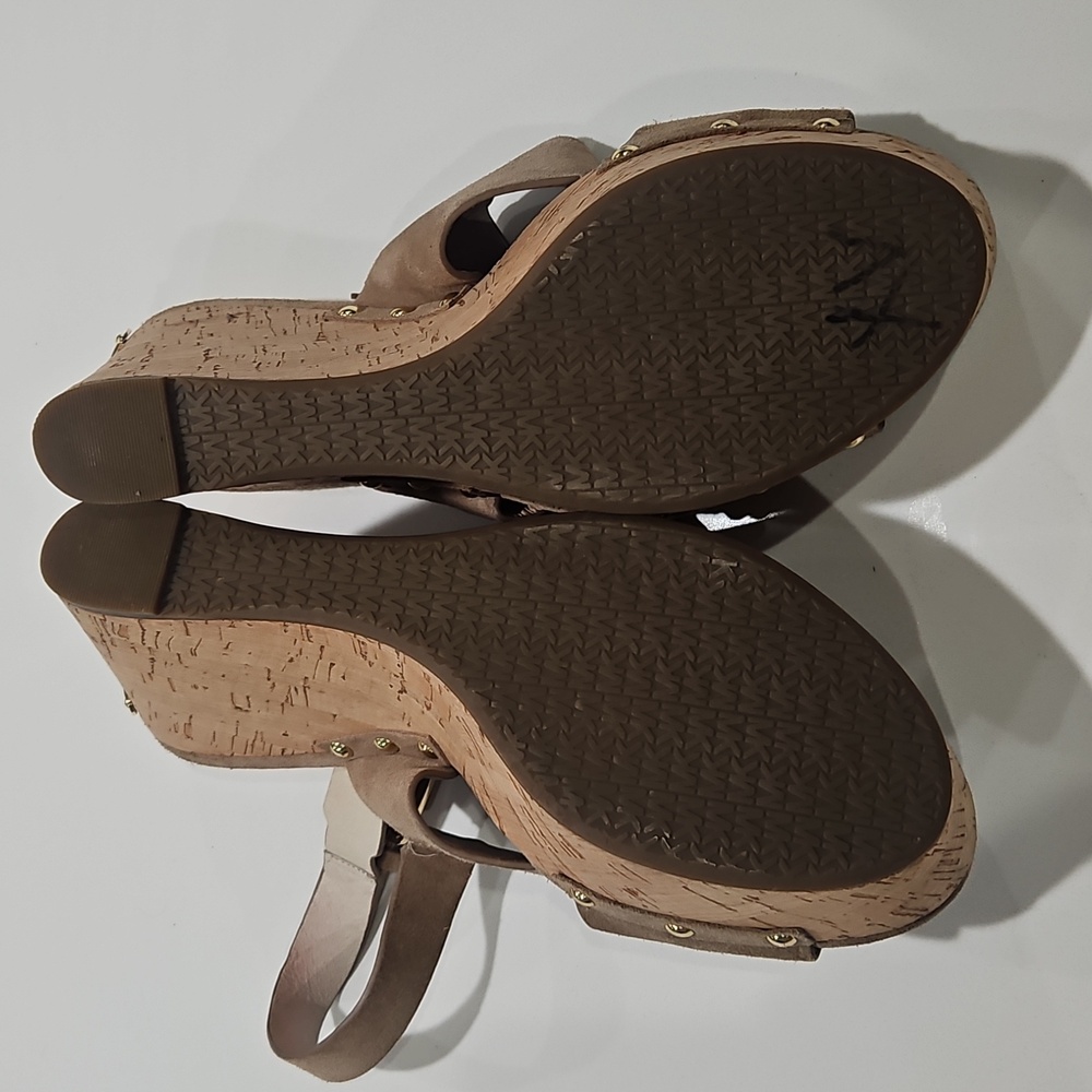 Michael Kors Beige Wedge Sandals Sz 10 - Picture 6 of 9